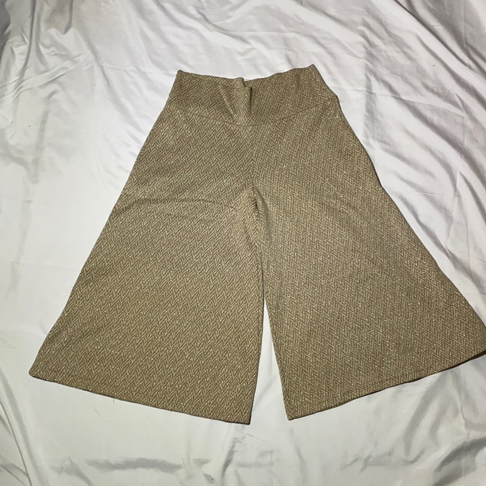 Voice (Gold, Cream Patterned Stretch Gauchos, sz junior large